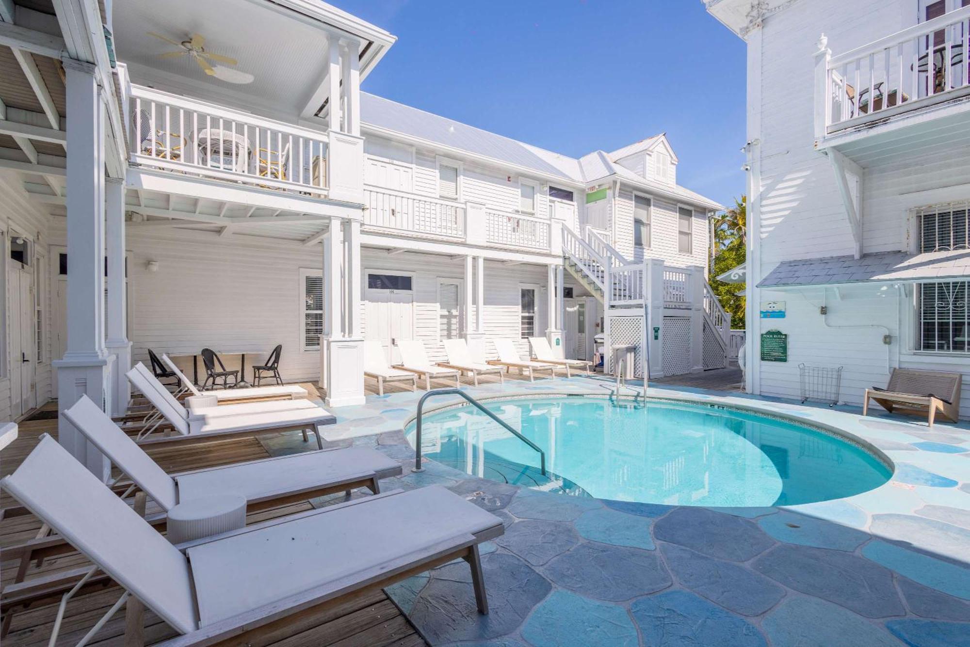 King Suite Balcony - At James House Key West Eksteriør billede